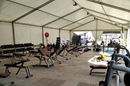 Alquiler carpas pabellon eventos